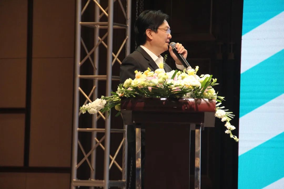 徐總.jpg 徐總.jpg