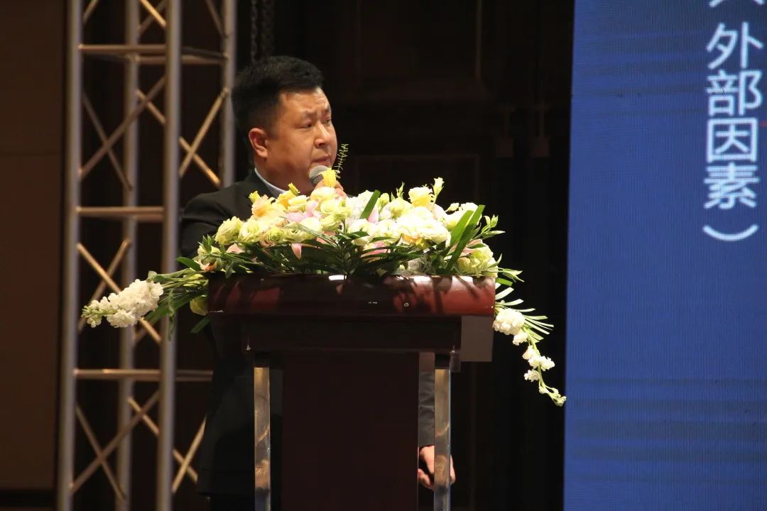 王總.jpg 王總.jpg